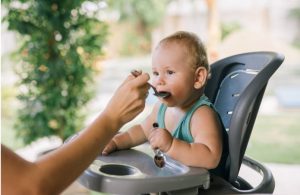 Cari Tahu Tips Memberikan MPASI Bayi Di Sini!