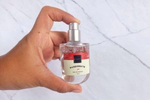 Cara Penggunaan Parfum Lokal Agar Awet dan Tahan Lama